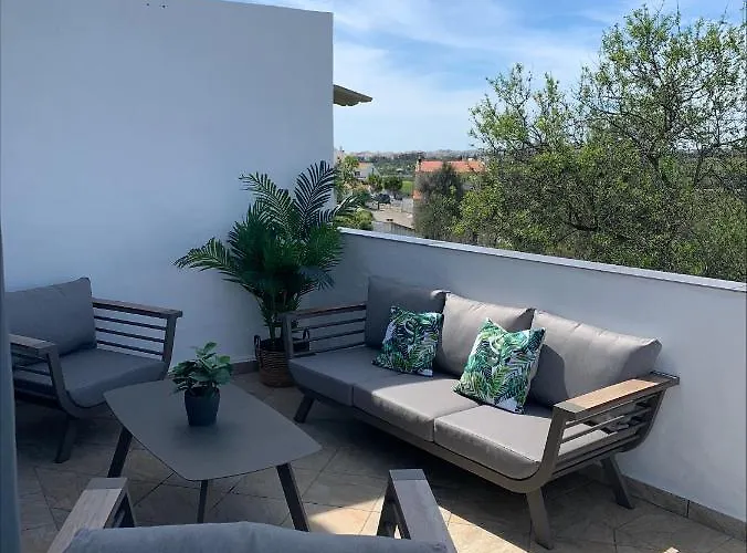 Casa Do Ti-zé * Pêra